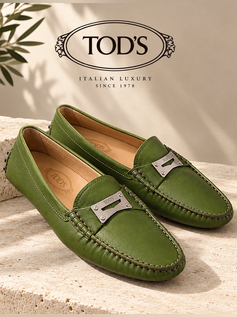 Tod’s Gommino Metal Plaque Leather Driving Loafers Green Italy Size 11 Preppy